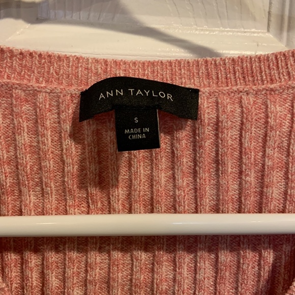 Ann Taylor sweater size S - Picture 2 of 3
